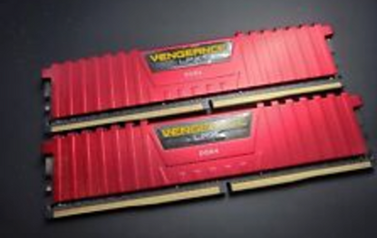 Corsair Vengeance LPX (2 x 8 GBs )